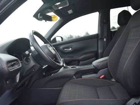Used 2025 Honda HR-V Sport image 19