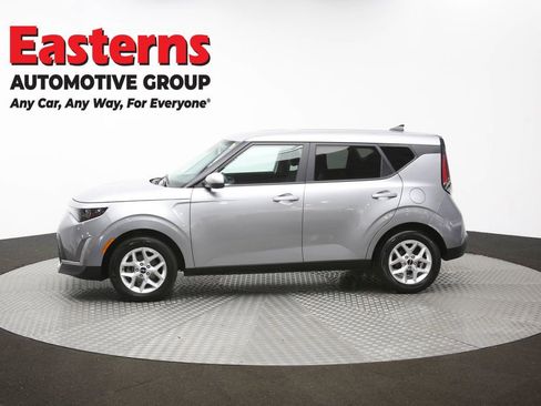 Used 2025 Kia Soul LX w/ LX Technology Package image 58