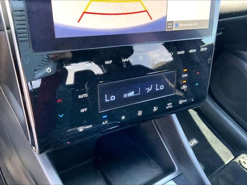 Used 2024 Hyundai Santa Cruz Night image 31