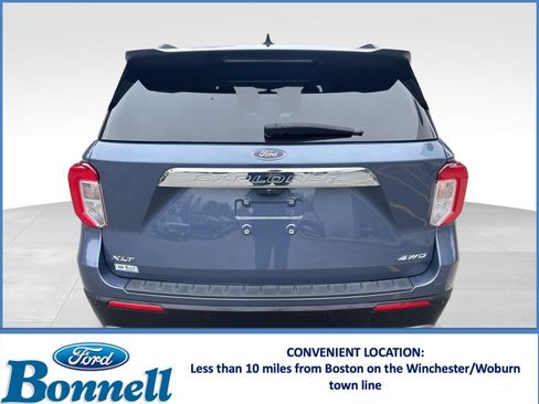 Used 2021 Ford Explorer XLT w/ Equipment Group 202A image 4