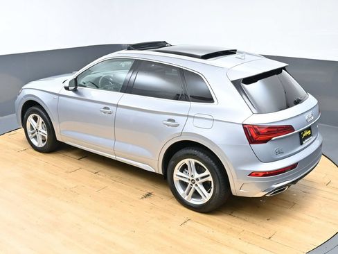Used 2024 Audi Q5 e Premium w/ Convenience Package AWD/4WD image 47