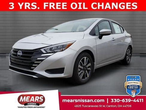 New 2025 Nissan Versa SV w/ Trunk Package FWD image 1