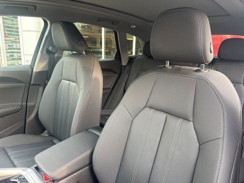 New 2025 Audi Q5 Premium image 11