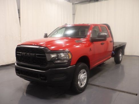 Used 2024 RAM 3500 Tradesman image 4