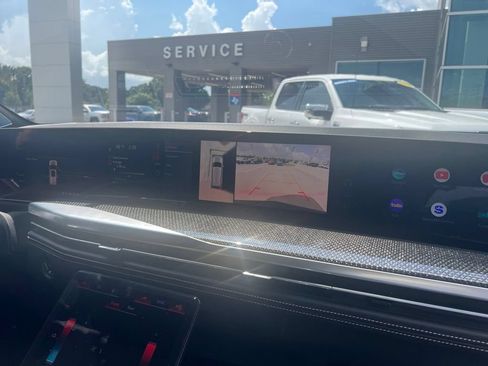 Used 2025 Cadillac Escalade V AWD/4WD image 8