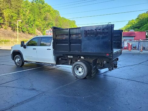 Used 2024 GMC Sierra 3500 Pro w/ Convenience Package RWD image 11