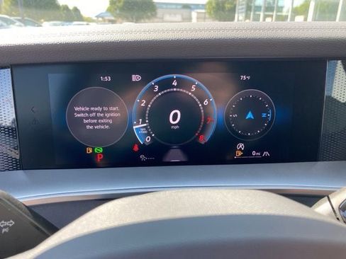 New 2025 Volkswagen Tiguan SE image 32