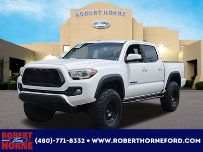 Used 2017 Toyota Tacoma TRD Off-Road w/ Tow Package (A/T)