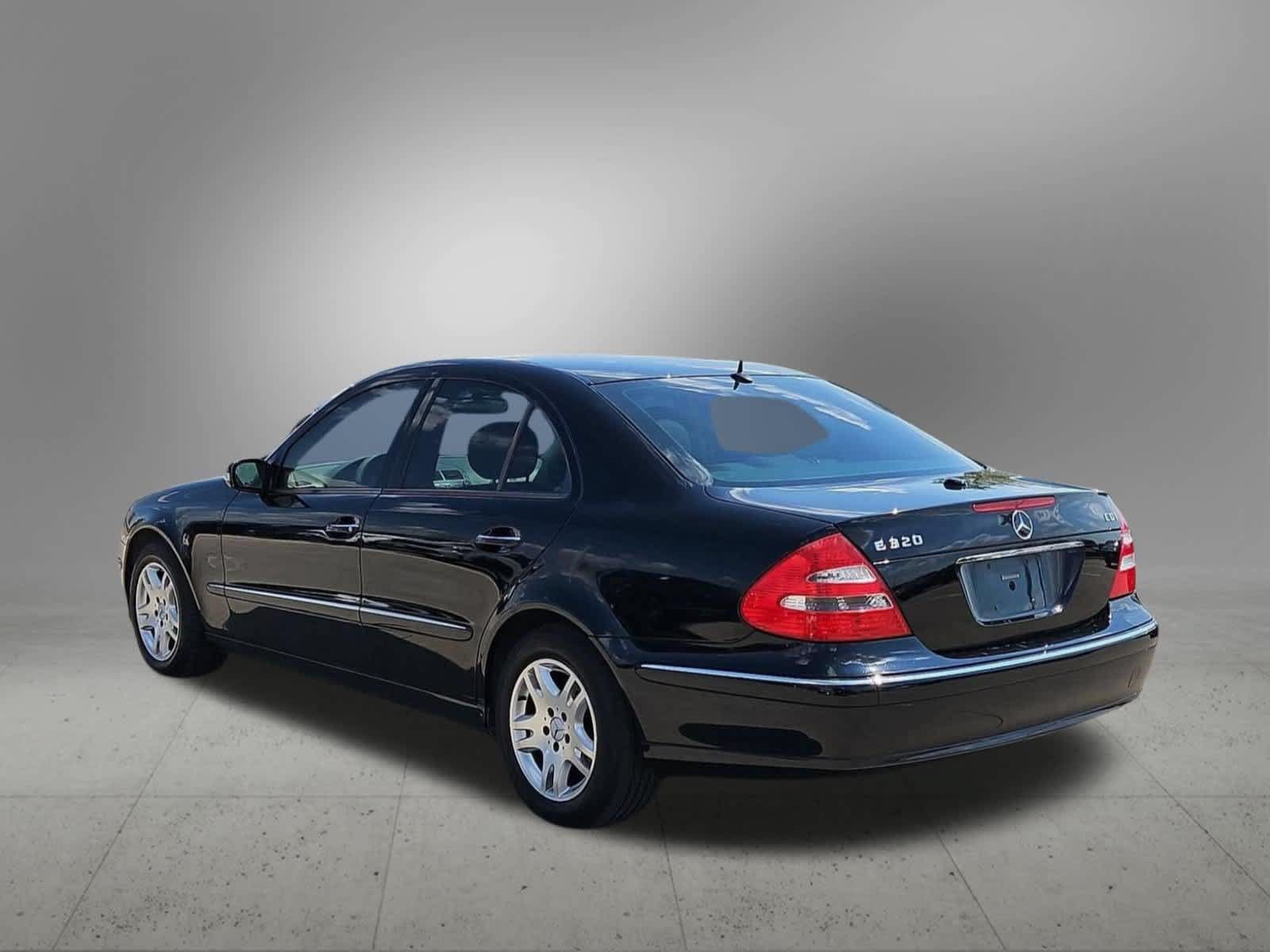 Used 2006 Mercedes-Benz E 320 CDI Sedan image 4