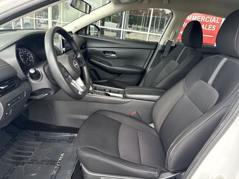 Used 2025 Nissan Sentra SV FWD image 15