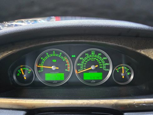 Used 2005 Jaguar S-TYPE R image 11