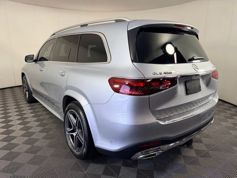 Used 2024 Mercedes-Benz GLS 450 4MATIC image 9