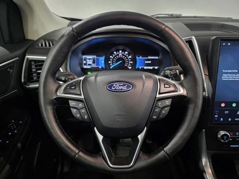 Used 2024 Ford Edge Titanium w/ Equipment Group 301A image 17