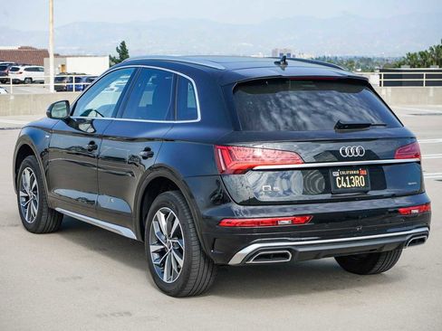 Used 2023 Audi Q5 2.0T Premium w/ Convenience Package image 2