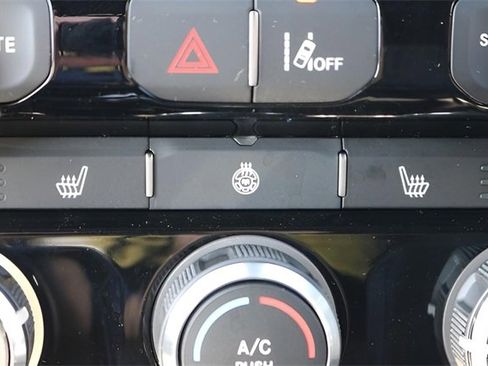 New 2026 RAM 1500 4x4 Crew Cab image 22