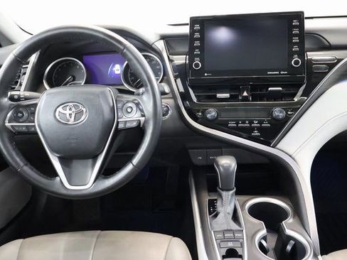Used 2022 Toyota Camry XLE AWD/4WD image 15