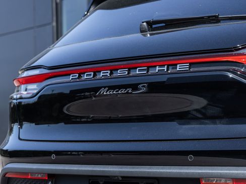 Certified 2026 Porsche Macan S AWD/4WD image 15