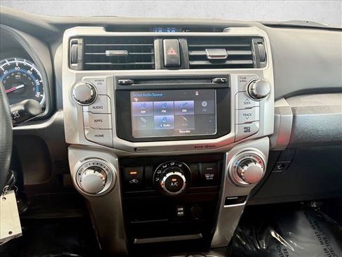 Used 2018 Toyota 4Runner SR5 Premium AWD/4WD image 8