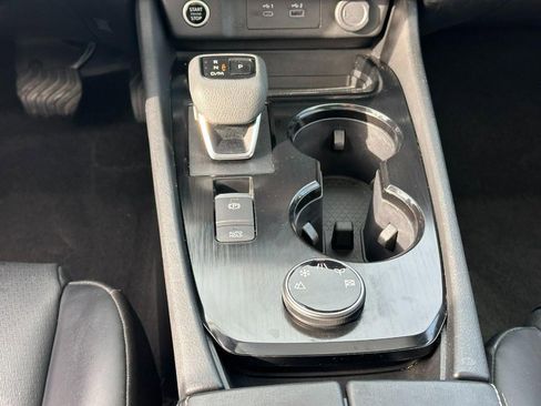 Used 2023 Nissan Rogue SV w/ SV Premium B Package image 16