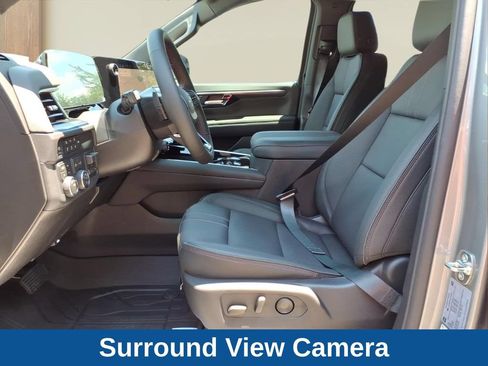 New 2026 Chevrolet Suburban RST w/ Comfort Package AWD/4WD image 17