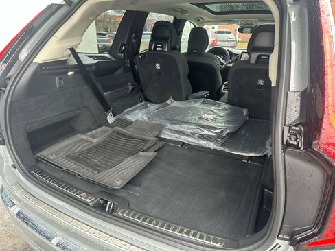 Used 2026 Volvo XC90 B6 Plus w/ Protection Package Premier AWD/4WD image 10