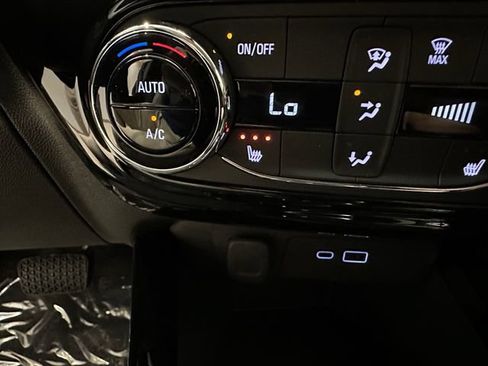 New 2026 Chevrolet Trax ACTIV w/ Driver Confidence Package FWD image 11