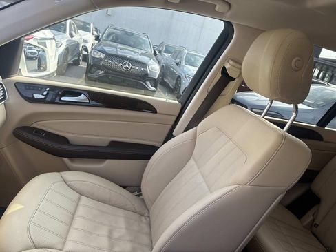 Used 2018 Mercedes-Benz GLS 450 4MATIC image 16