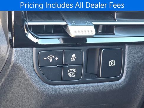 New 2026 Kia Sportage LX FWD image 20