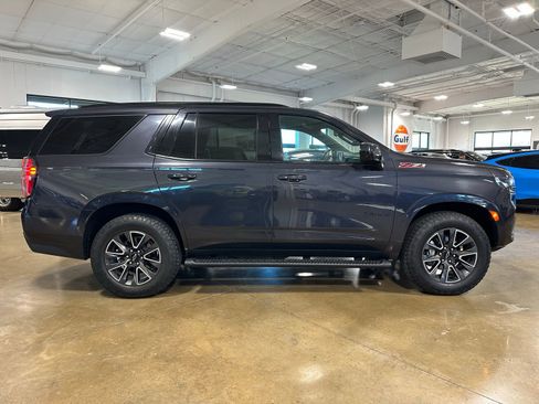 Used 2022 Chevrolet Tahoe Z71 w/ Max Trailering Package image 9