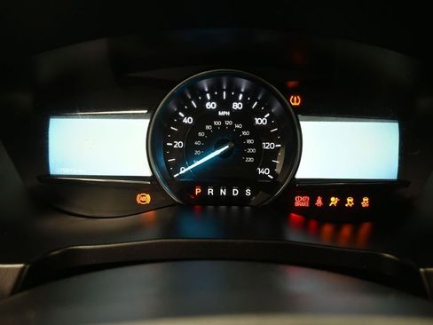 Certified 2018 Ford Explorer Sport image 14