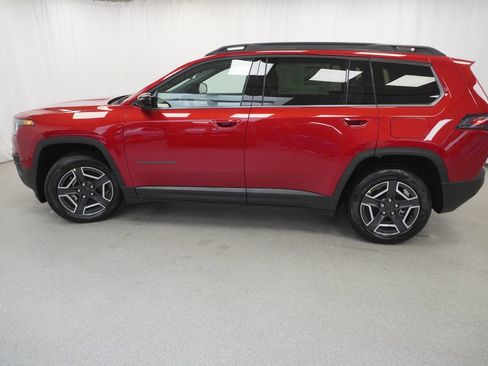 New 2026 Jeep Cherokee Laredo AWD/4WD image 14