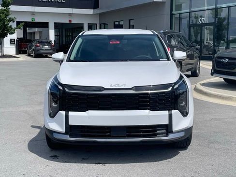 New 2026 Kia Sportage EX image 2