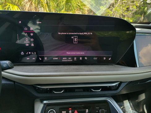 Certified 2025 Audi Q5 Prestige AWD/4WD image 26