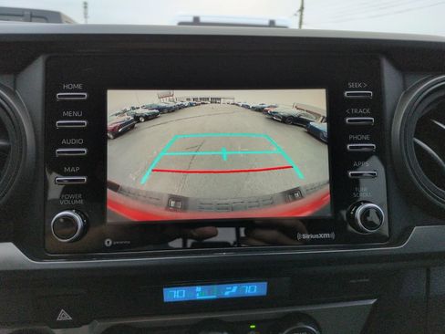 Used 2022 Toyota Tacoma SR AWD/4WD image 20
