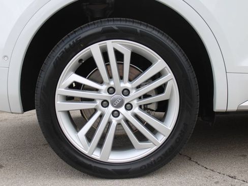 Used 2020 Audi Q5 Prestige AWD/4WD image 56