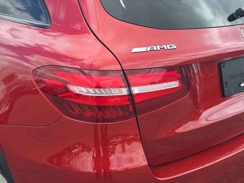 Used 2019 Mercedes-Benz GLC 43 AMG 4MATIC image 33