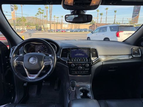 Used 2019 Jeep Grand Cherokee Trailhawk w/ Trailhawk Luxury Group image 27