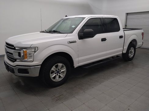 Used 2020 Ford F150 XLT image 2
