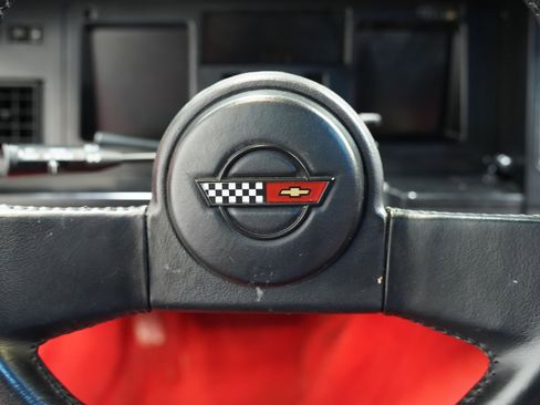 Used 1989 Chevrolet Corvette Coupe image 30