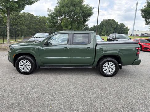 Used 2024 Nissan Frontier SV w/ SV Convenience Package AWD/4WD image 4