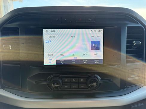 Used 2021 Ford F150 XLT AWD/4WD image 14