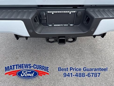New 2026 Ford F250 Lariat w/ Black Appearance Package AWD/4WD image 14