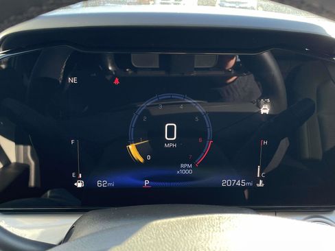 Used 2025 Chevrolet Trax LT w/ Driver Confidence Package FWD image 22