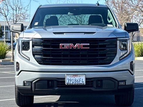 Used 2025 GMC Sierra 1500 Elevation image 10