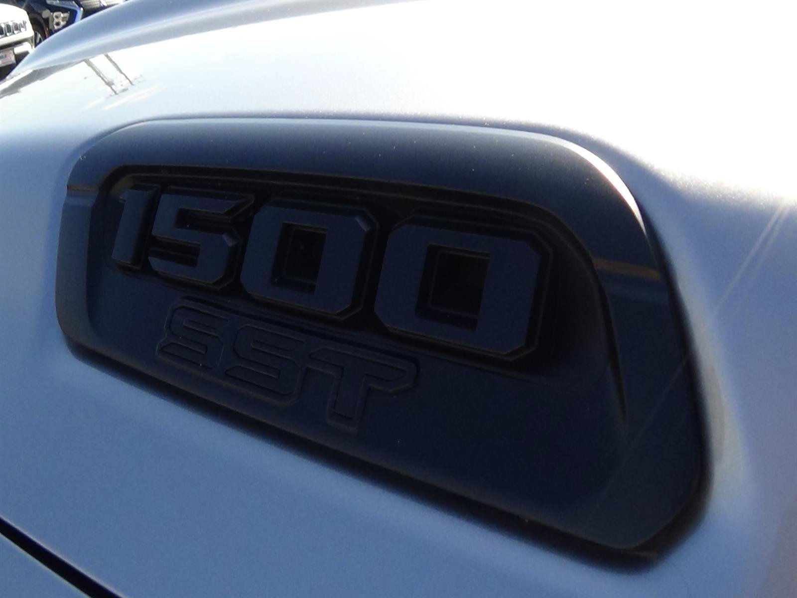 Used 2025 RAM 1500 Big Horn AWD/4WD image 16