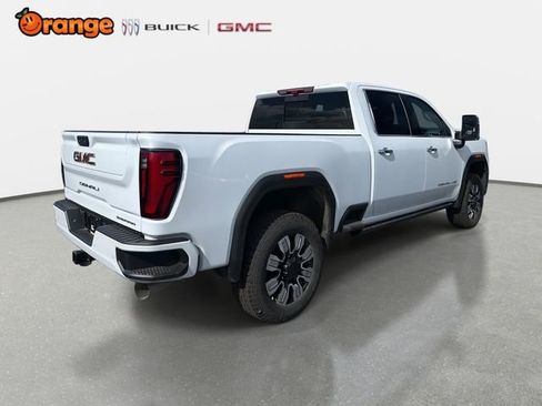 New 2026 GMC Sierra 2500 Denali w/ Denali Reserve Package AWD/4WD image 3