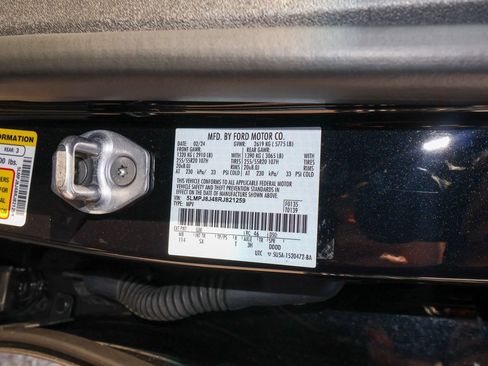 Used 2024 Lincoln Nautilus Premier w/ Equipment Group 102A AWD/4WD image 47