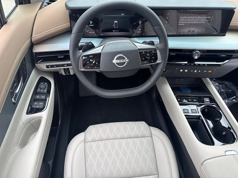 New 2026 Nissan Murano Platinum w/ Cargo Package AWD/4WD image 14