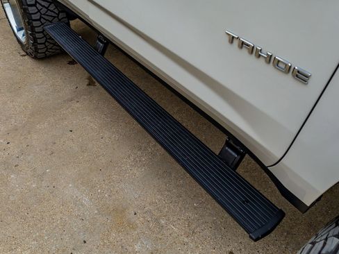 Used 2024 Chevrolet Tahoe Premier image 12