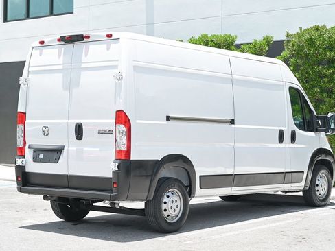Used 2023 RAM ProMaster 2500 FWD image 4